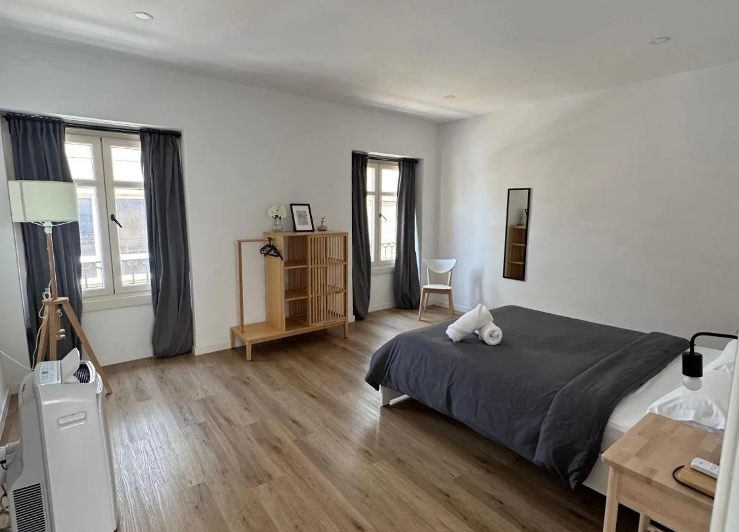 אכסניה מאלגה Suites Larios ספרד